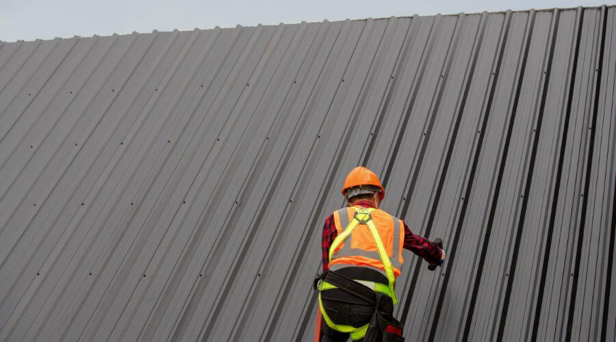 Professional metal roof installation services in Chowchilla, CA